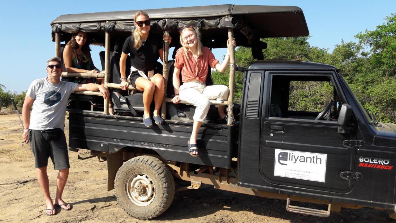 Tusker's Paradise Safari Villa Udawalawe Bagian luar foto